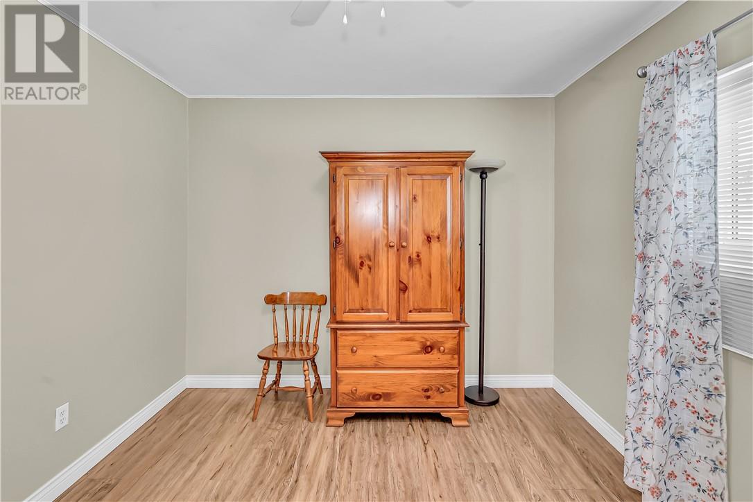 190 Hugh Cummings, Spanish, Ontario  P0P 1P0 - Photo 18 - 2125925