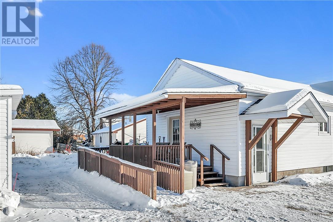 190 Hugh Cummings, Spanish, Ontario  P0P 1P0 - Photo 5 - 2125925