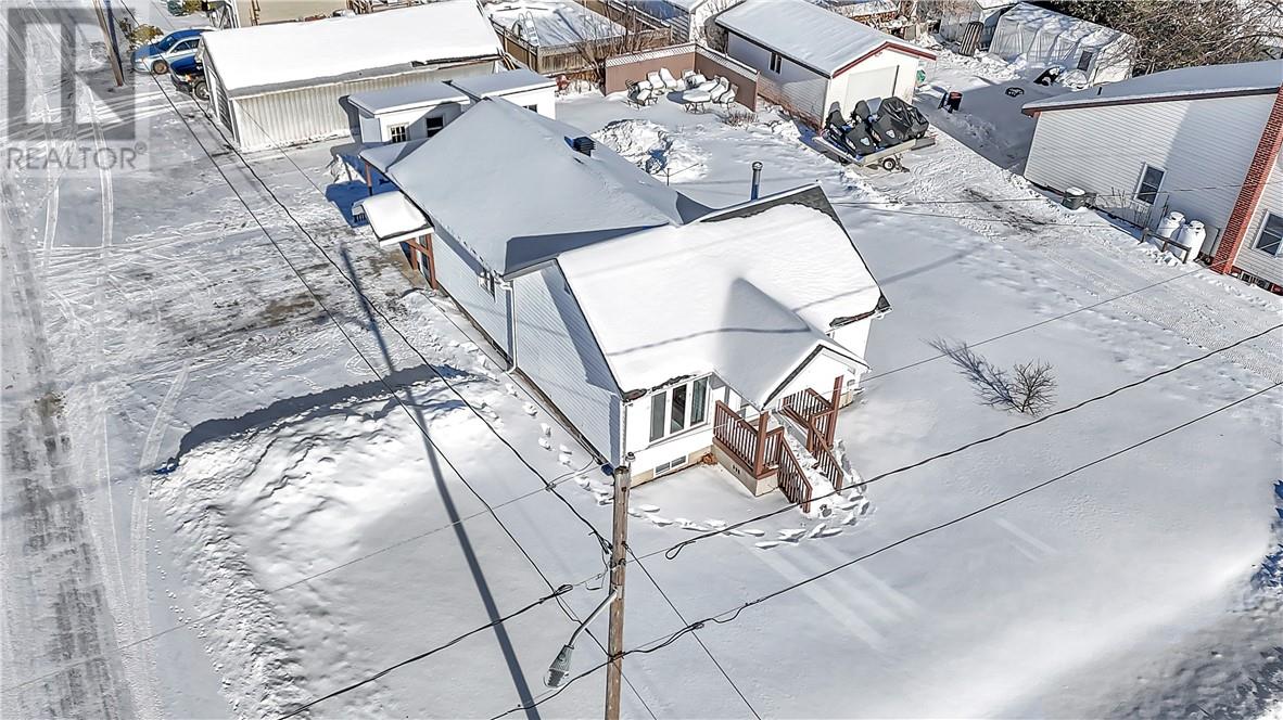 190 Hugh Cummings, Spanish, Ontario  P0P 1P0 - Photo 9 - 2125925