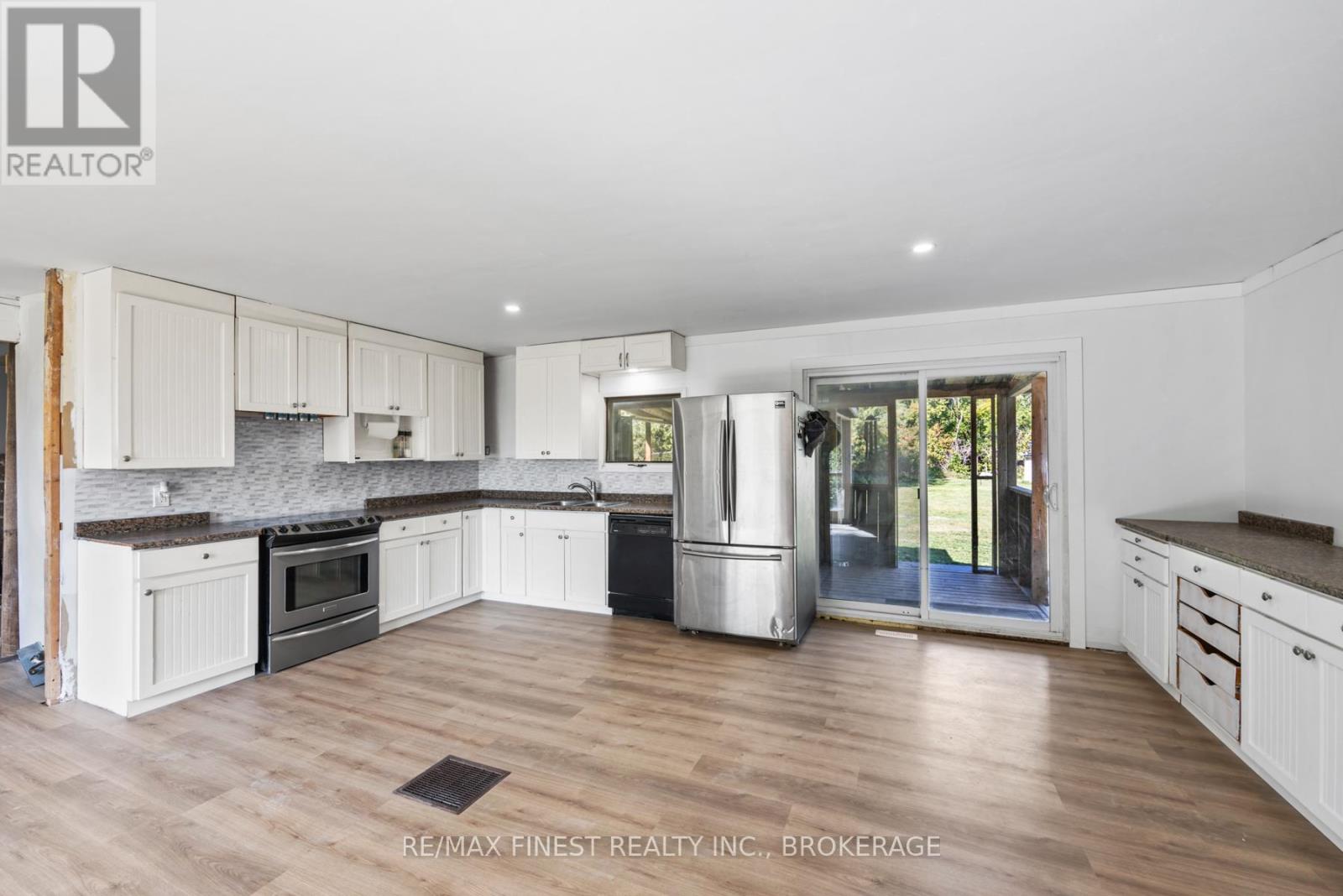 1523 Lake Road, Stone Mills (Stone Mills), Ontario  K0K 1Z0 - Photo 8 - X12636264