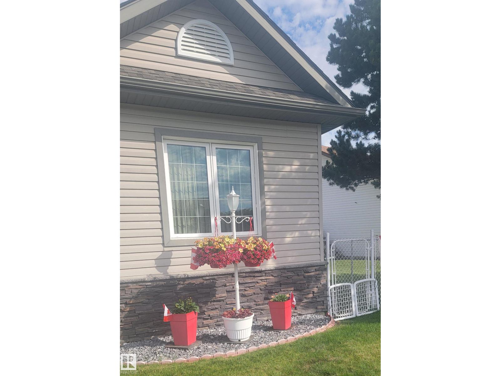 185 Willow Dr, Breton, Alberta  T0C 0P0 - Photo 36 - E4467346