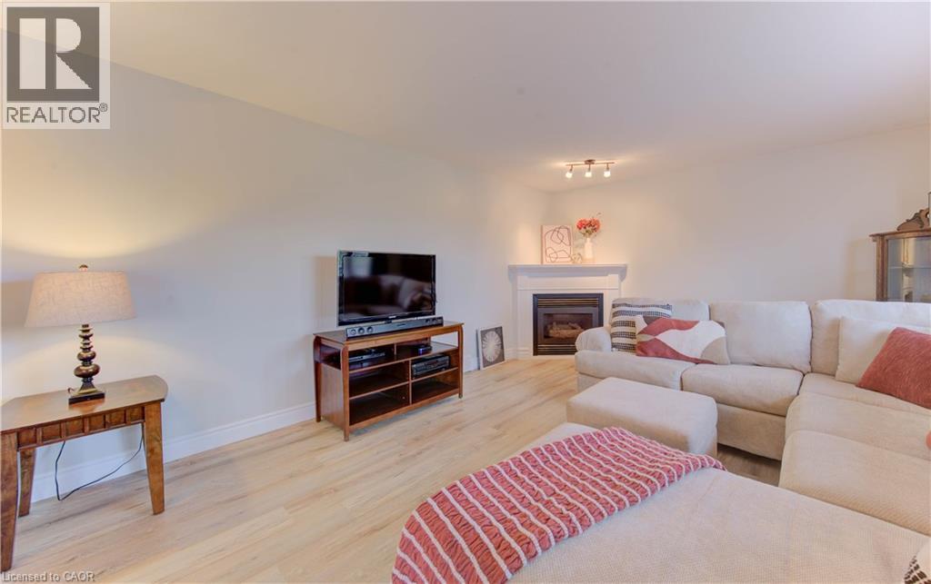 396 Otterbein Road, Kitchener, Ontario  N2B 3V8 - Photo 23 - 40794082