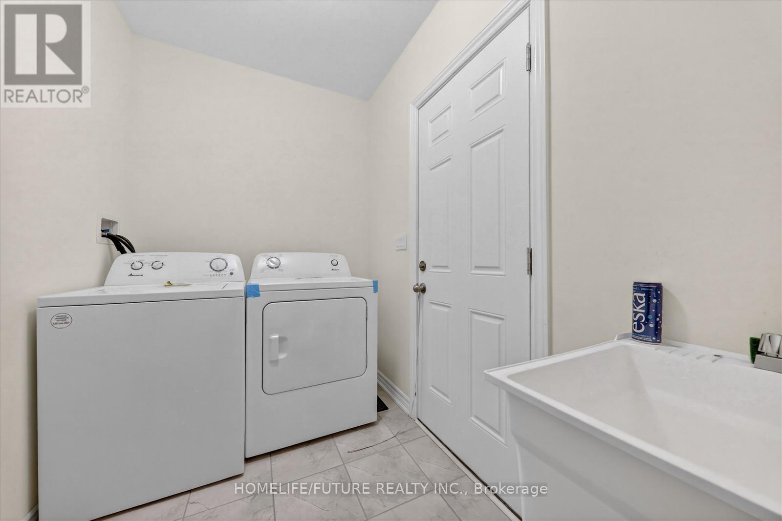 8 Grieve Street, Georgina, Ontario  L0E 1R0 - Photo 16 - N12617150