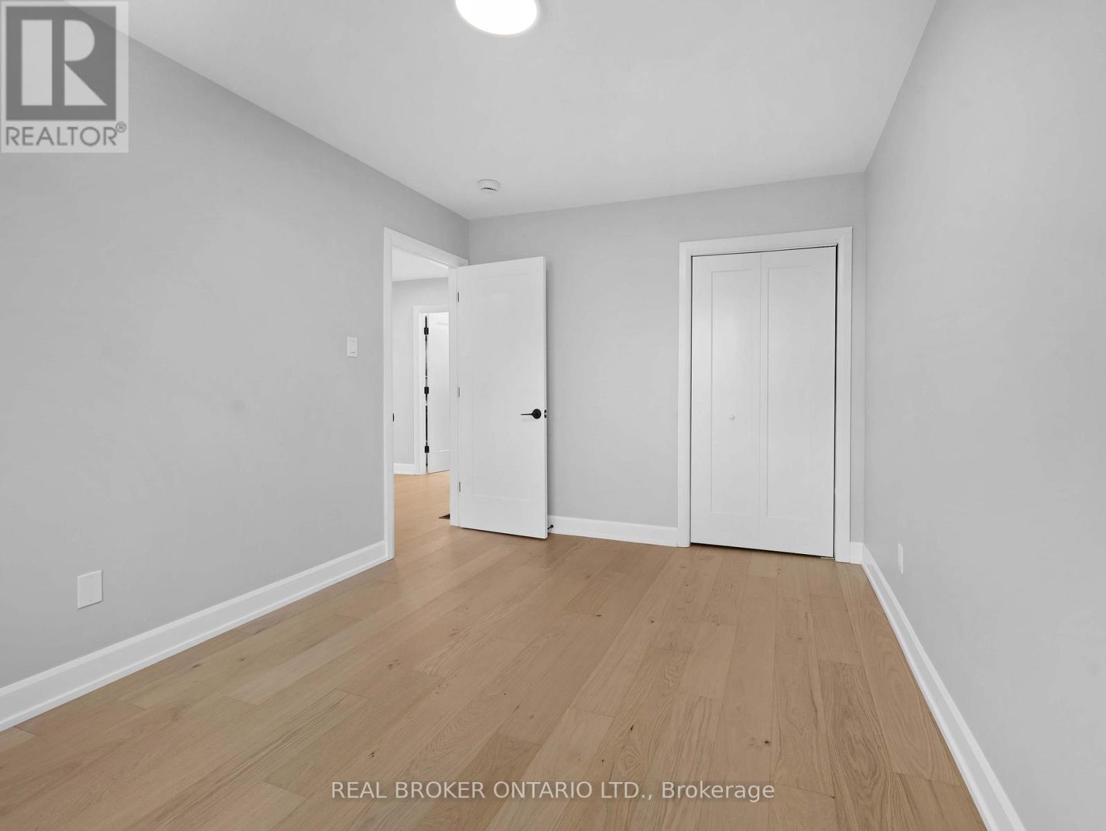 3406 Putter Place, Burlington, Ontario  L7N 2P4 - Photo 11 - W12631394