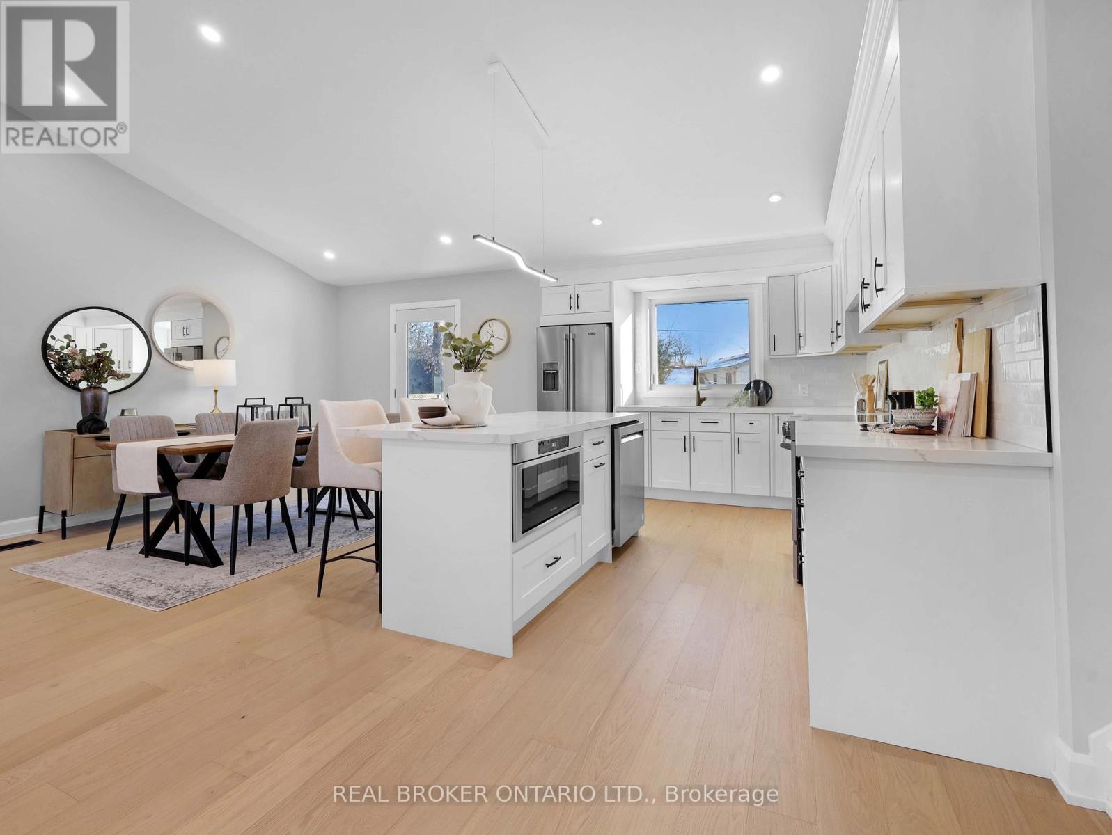 3406 Putter Place, Burlington, Ontario  L7N 2P4 - Photo 15 - W12631394