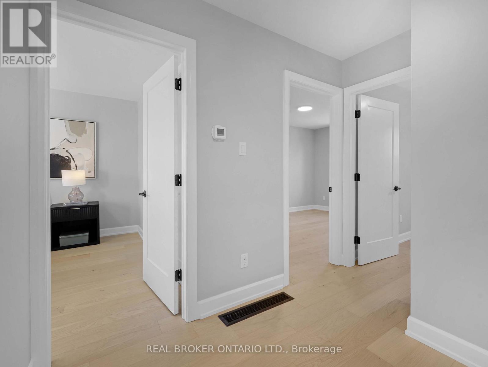 3406 Putter Place, Burlington, Ontario  L7N 2P4 - Photo 14 - W12631394