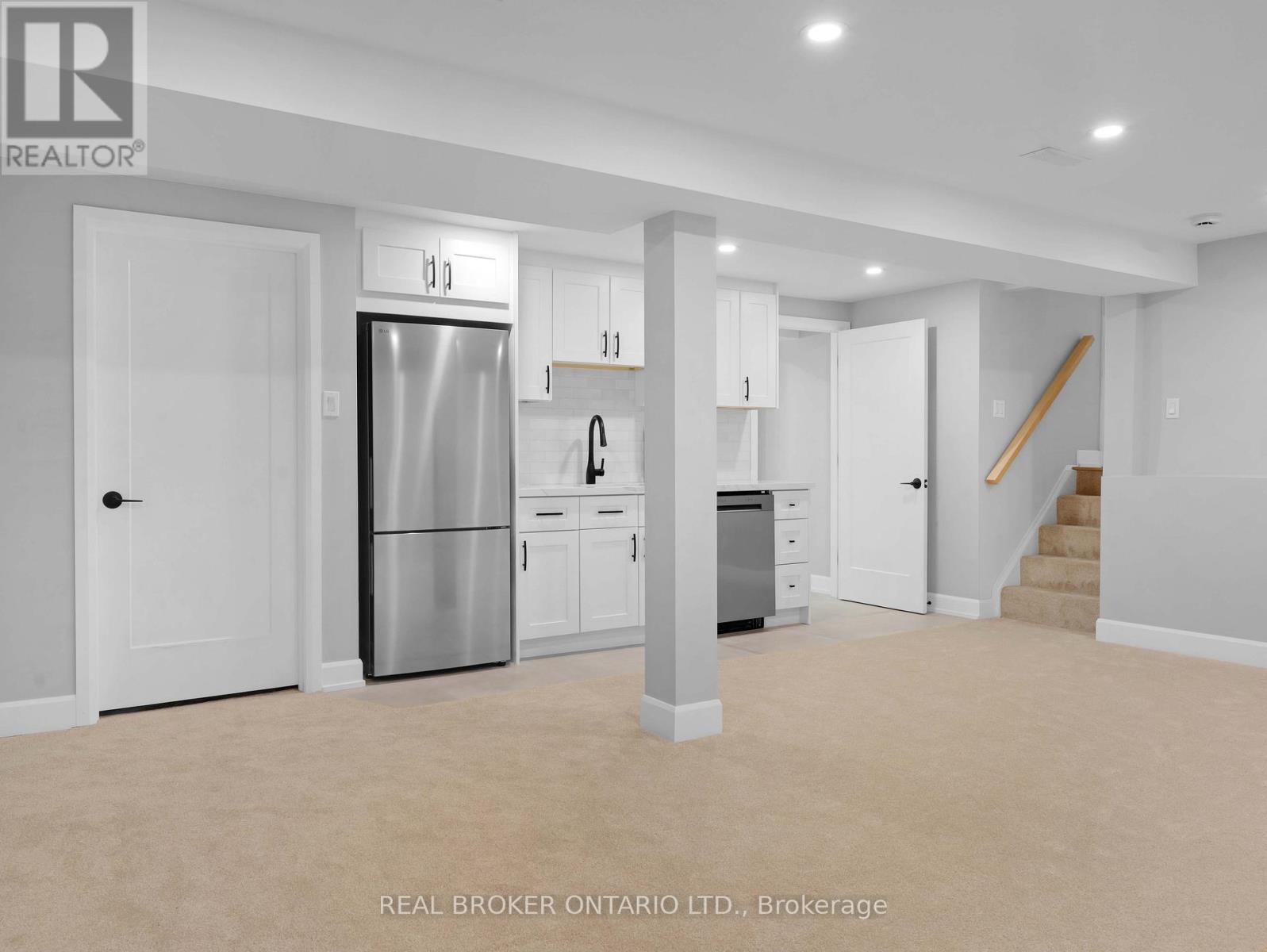 3406 Putter Place, Burlington, Ontario  L7N 2P4 - Photo 35 - W12631394