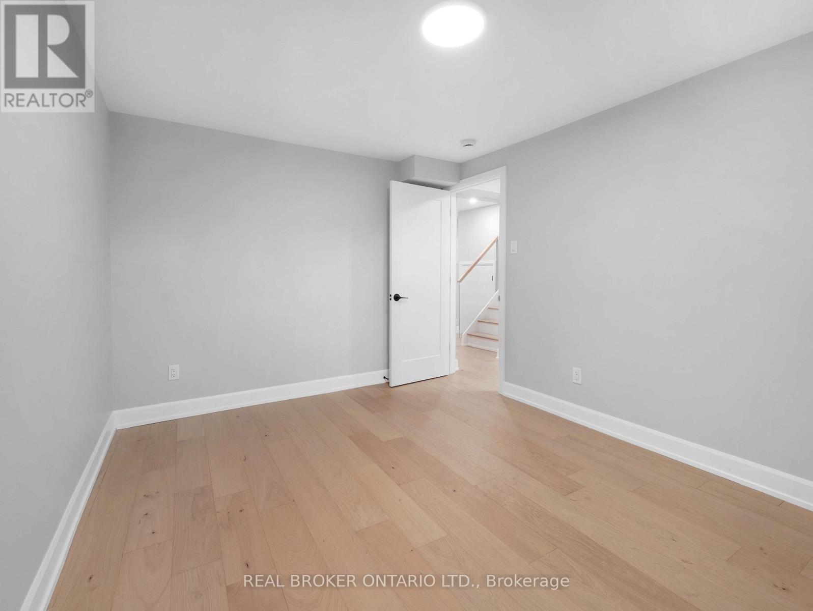 3406 Putter Place, Burlington, Ontario  L7N 2P4 - Photo 30 - W12631394