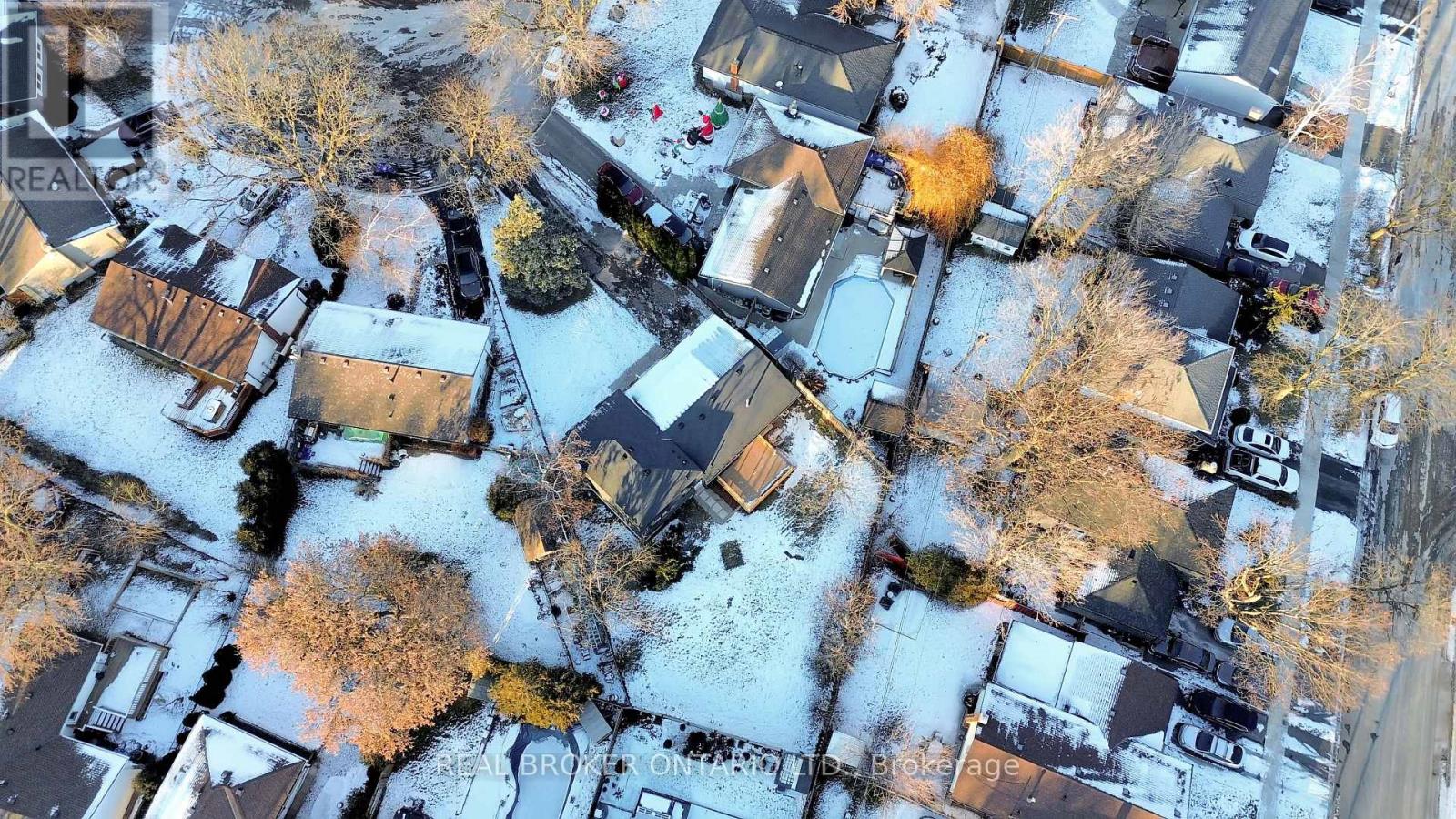 3406 Putter Place, Burlington, Ontario  L7N 2P4 - Photo 43 - W12631394