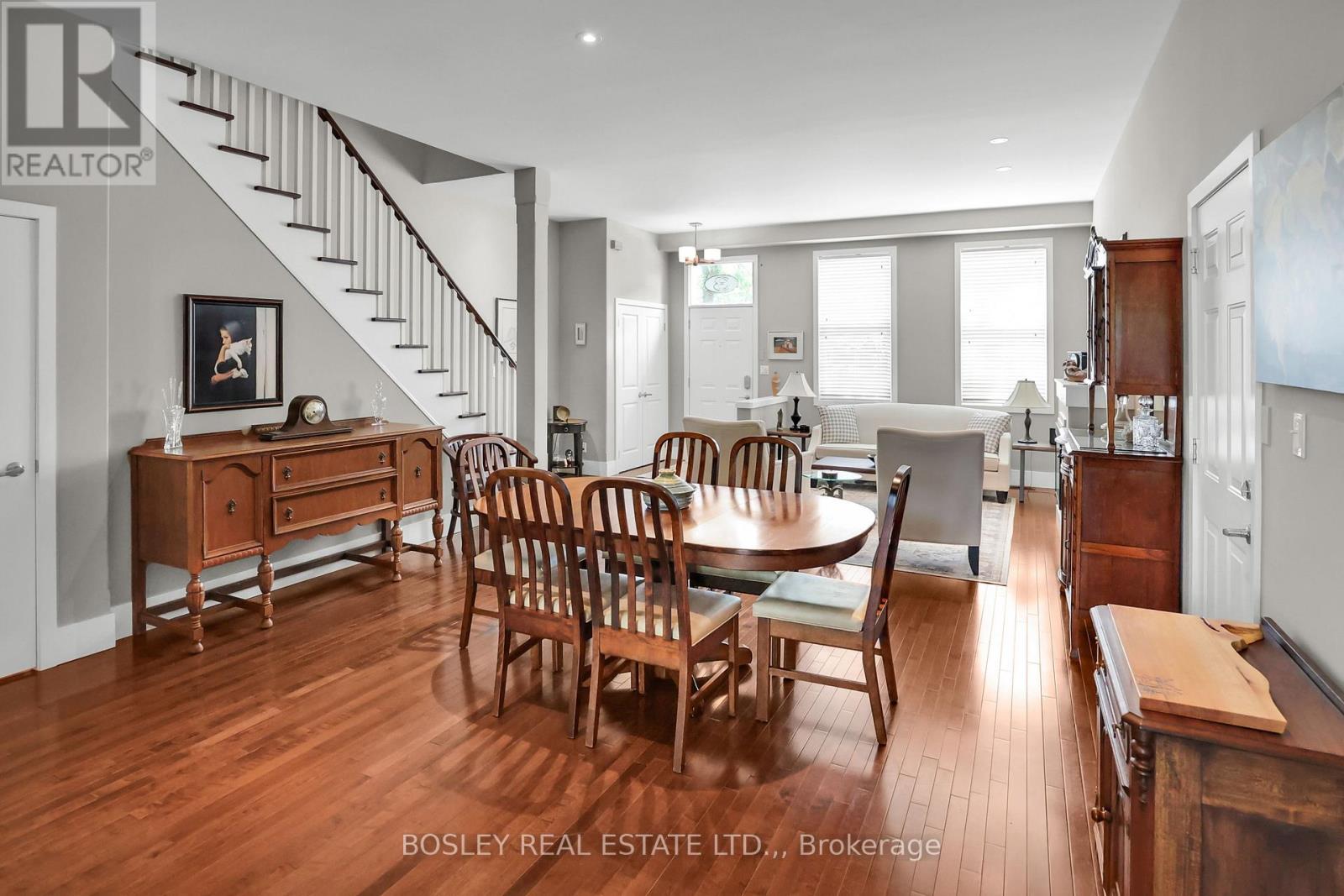 Th 3 - 481 Victoria Street, Niagara-On-The-Lake (Town), Ontario  L0S 1J0 - Photo 4 - X12636288