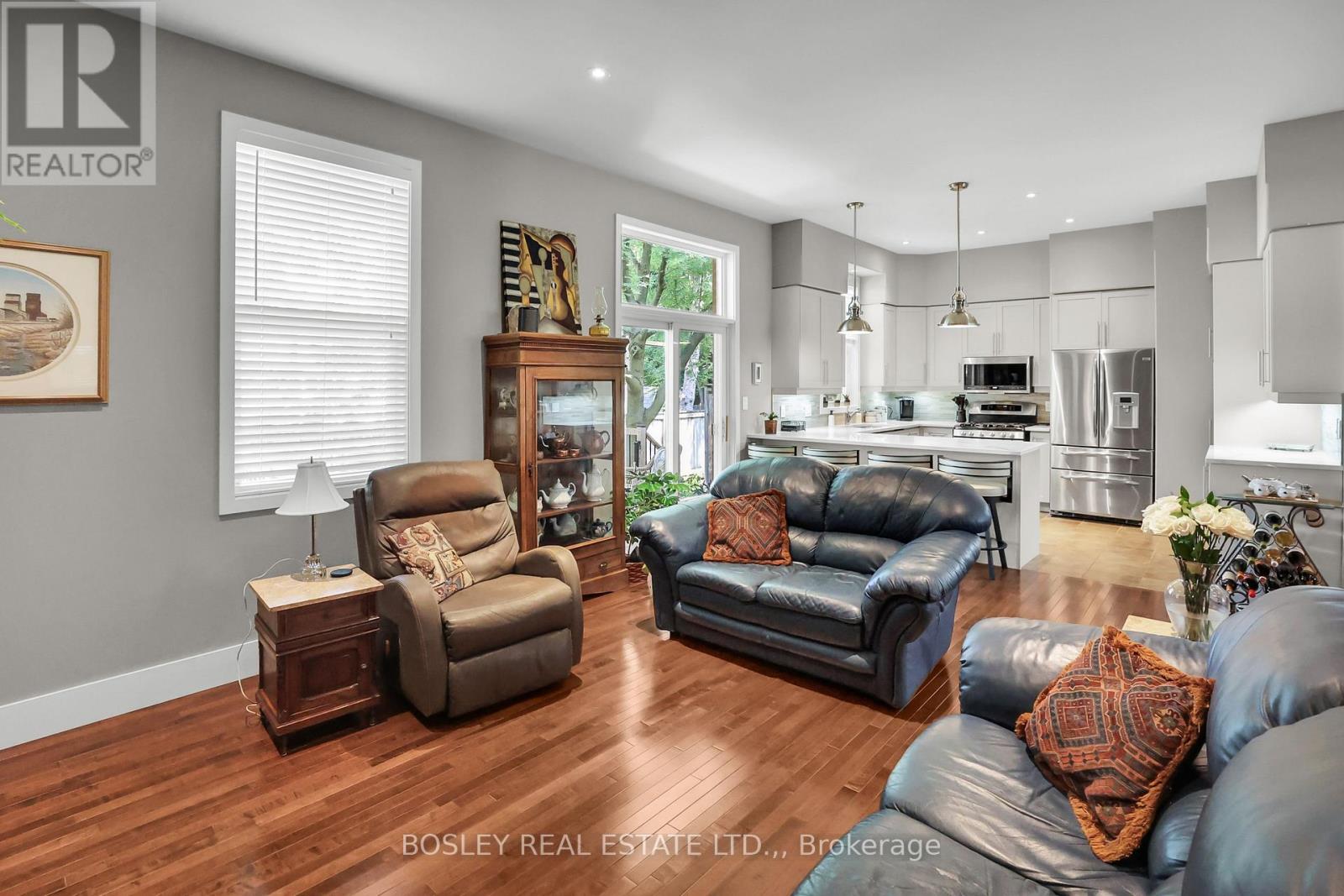 Th 3 - 481 Victoria Street, Niagara-On-The-Lake (Town), Ontario  L0S 1J0 - Photo 6 - X12636288