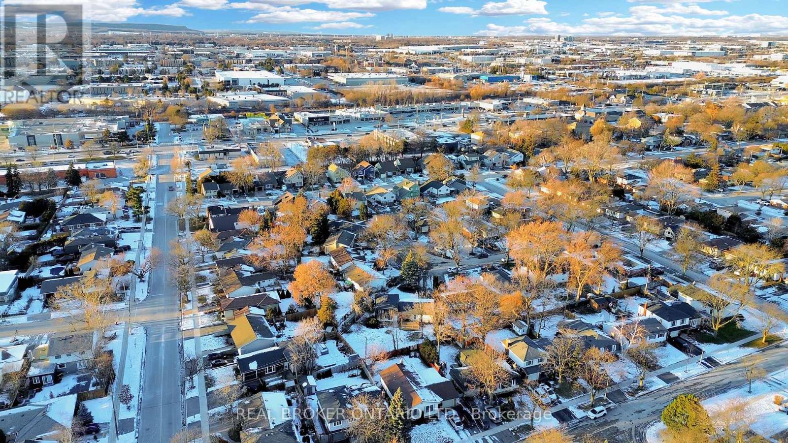 3406 Putter Place, Burlington, Ontario  L7N 2P4 - Photo 44 - W12631394