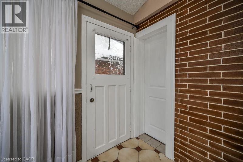 44 Aldridge Street Unit# Lower Lvl, Hamilton, Ontario  L9C 2T2 - Photo 3 - 40793714