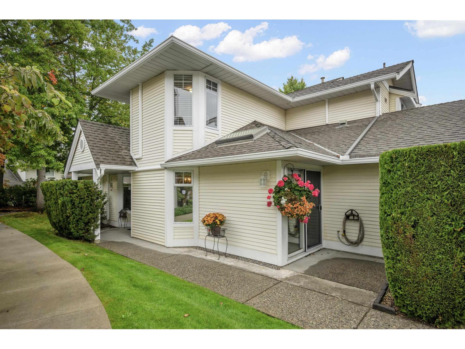 62 8737 212th Street, Langley, British Columbia  V1M 2C8 - Photo 2 - R3051844