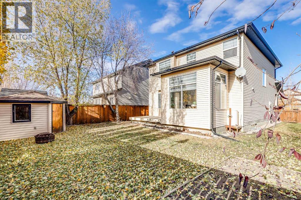 208 Fairways Bay Nw, Airdrie, Alberta  T4B 2P5 - Photo 42 - A2268218