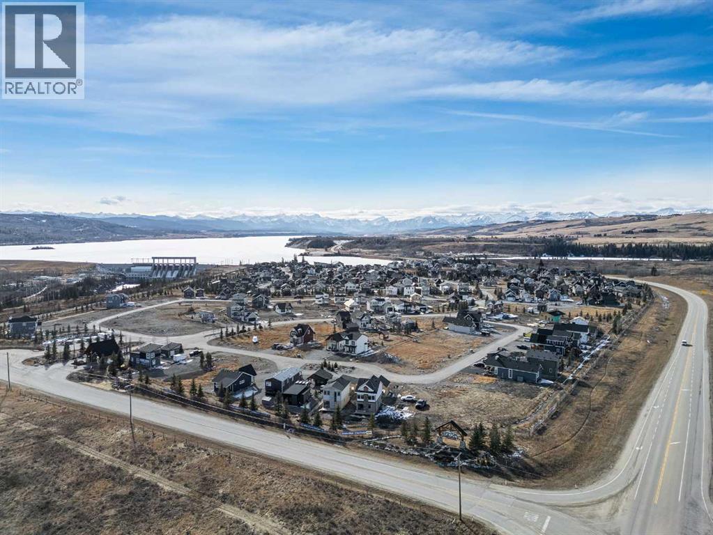 423 Cottageclub Cove, Rural Rocky View County, Alberta  T4C 1B1 - Photo 18 - A2268656