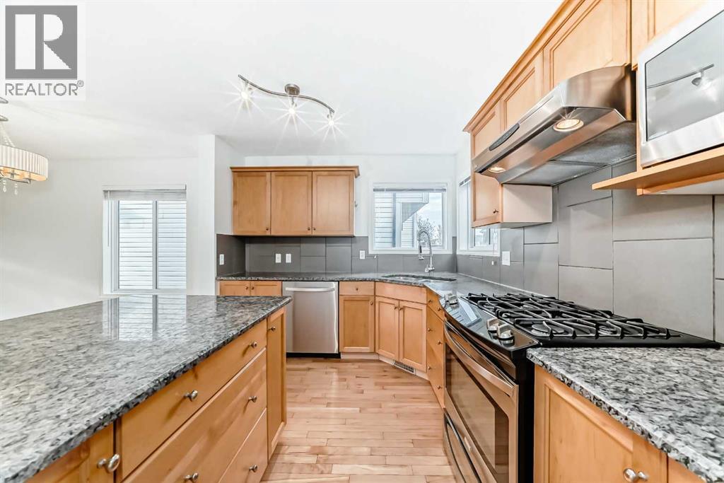 112 Sagewood Grove Sw, Airdrie, Alberta  T4B 3B2 - Photo 5 - A2272134