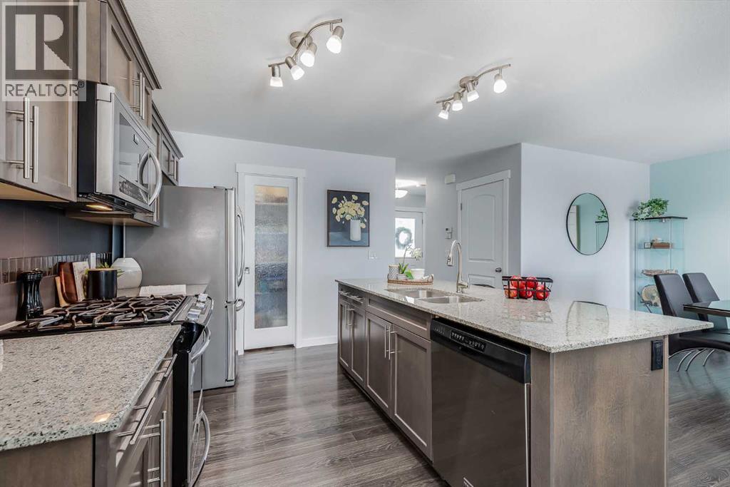 251 Kingsbridge Road Se, Airdrie, Alberta  T4A 0M4 - Photo 3 - A2274446