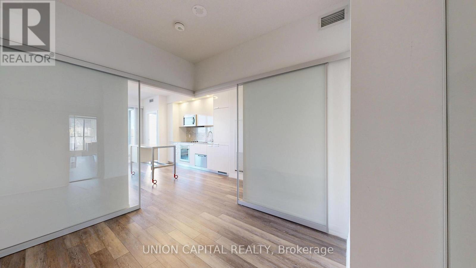 715 - 75 Canterbury Place, Toronto (Willowdale West), Ontario  M2N 0L2 - Photo 11 - C12636260