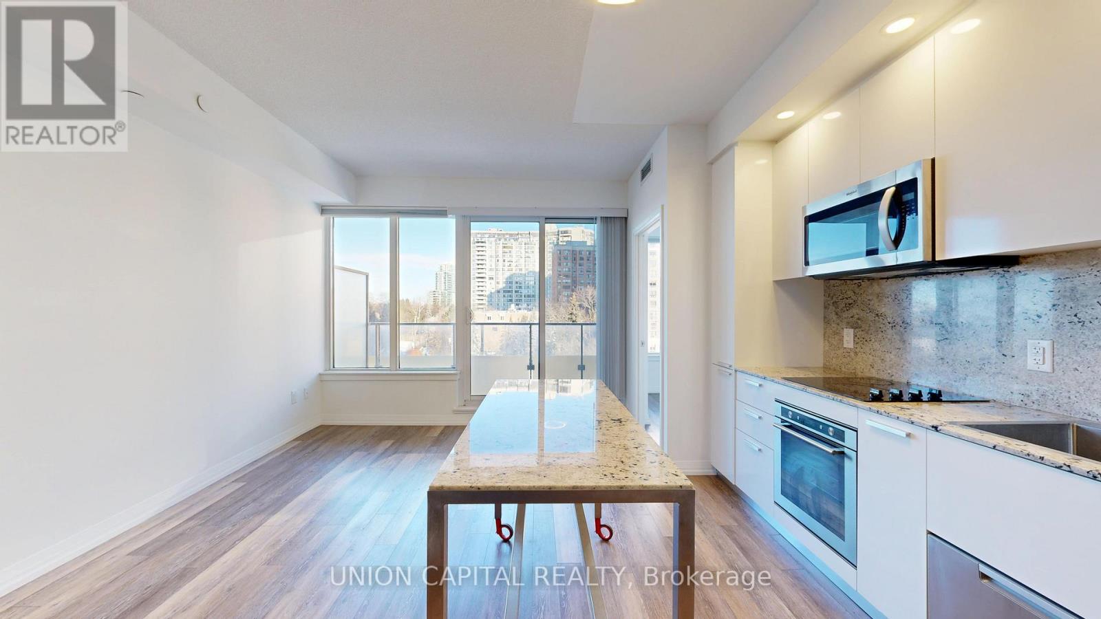 715 - 75 Canterbury Place, Toronto (Willowdale West), Ontario  M2N 0L2 - Photo 5 - C12636260