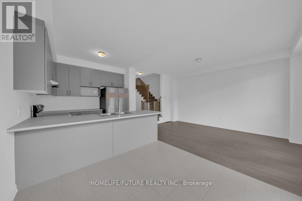 1999 Lowry Drive, Oshawa (Kedron), Ontario  L1L 0S4 - Photo 7 - E12636232