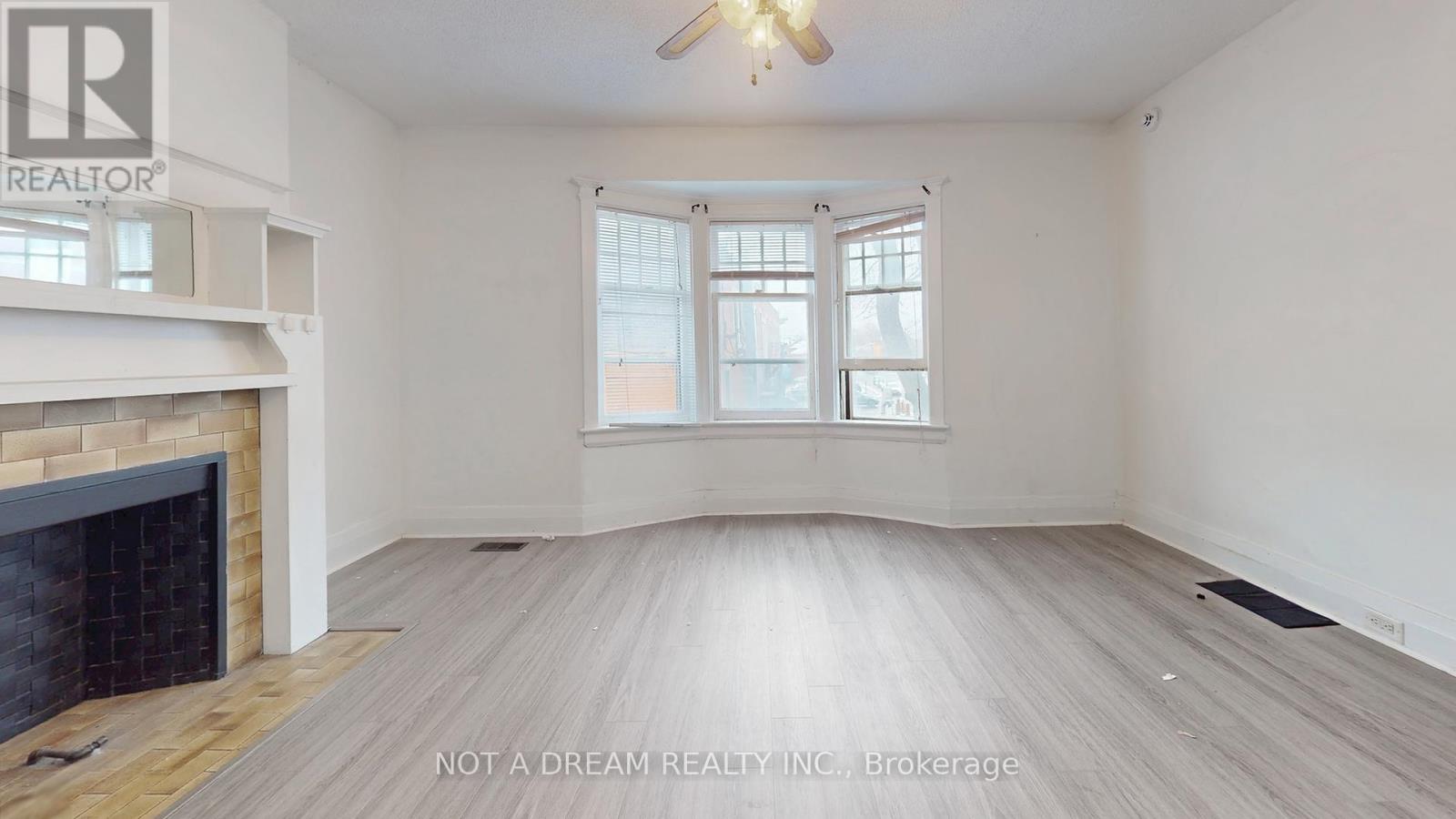 415 Crawford Street, Toronto, Ontario  M6G 3J7 - Photo 20 - C12632408