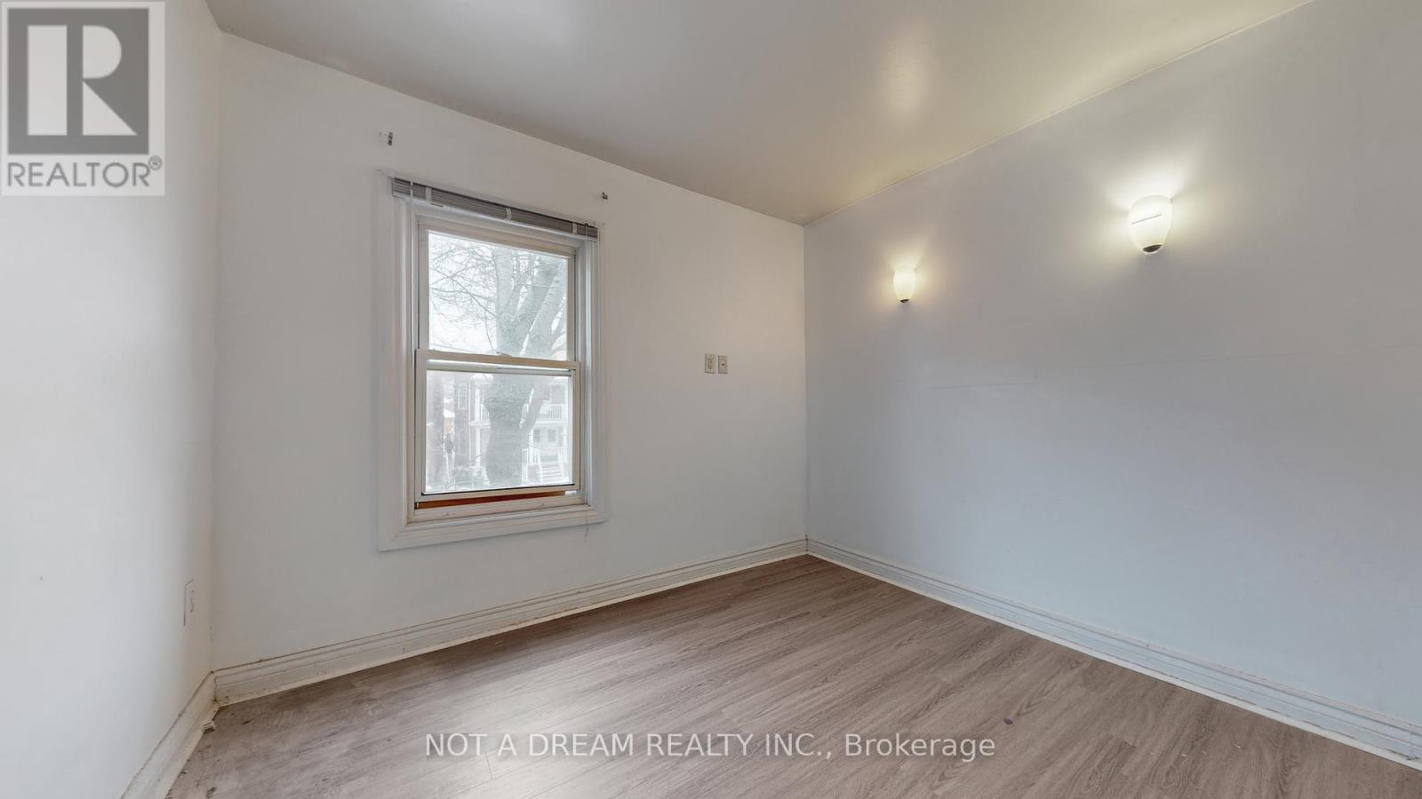 415 Crawford Street, Toronto, Ontario  M6G 3J7 - Photo 24 - C12632408