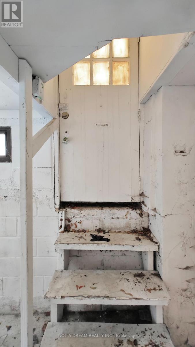 415 Crawford Street, Toronto, Ontario  M6G 3J7 - Photo 46 - C12632408