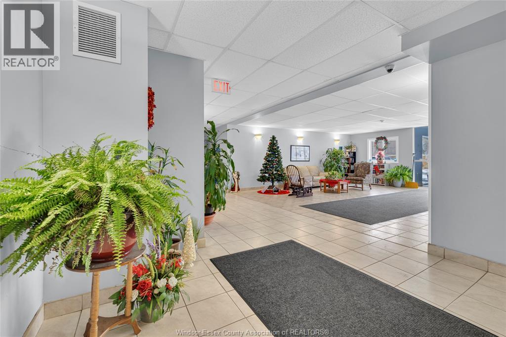 114-1390 Lauzon Road Unit# 14, Windsor, Ontario N8S 3N1 - Photo 24 - 25031726