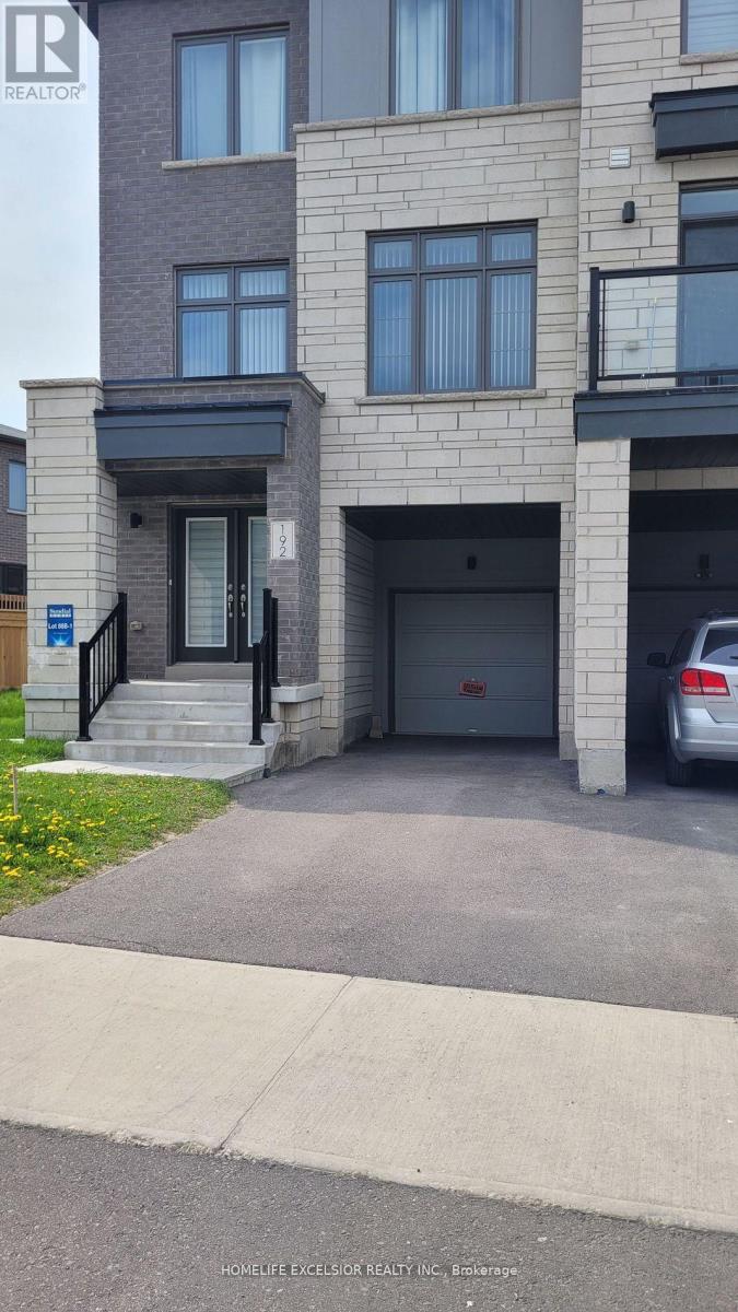 192 TANGO CRESCENT, Newmarket, Ontario