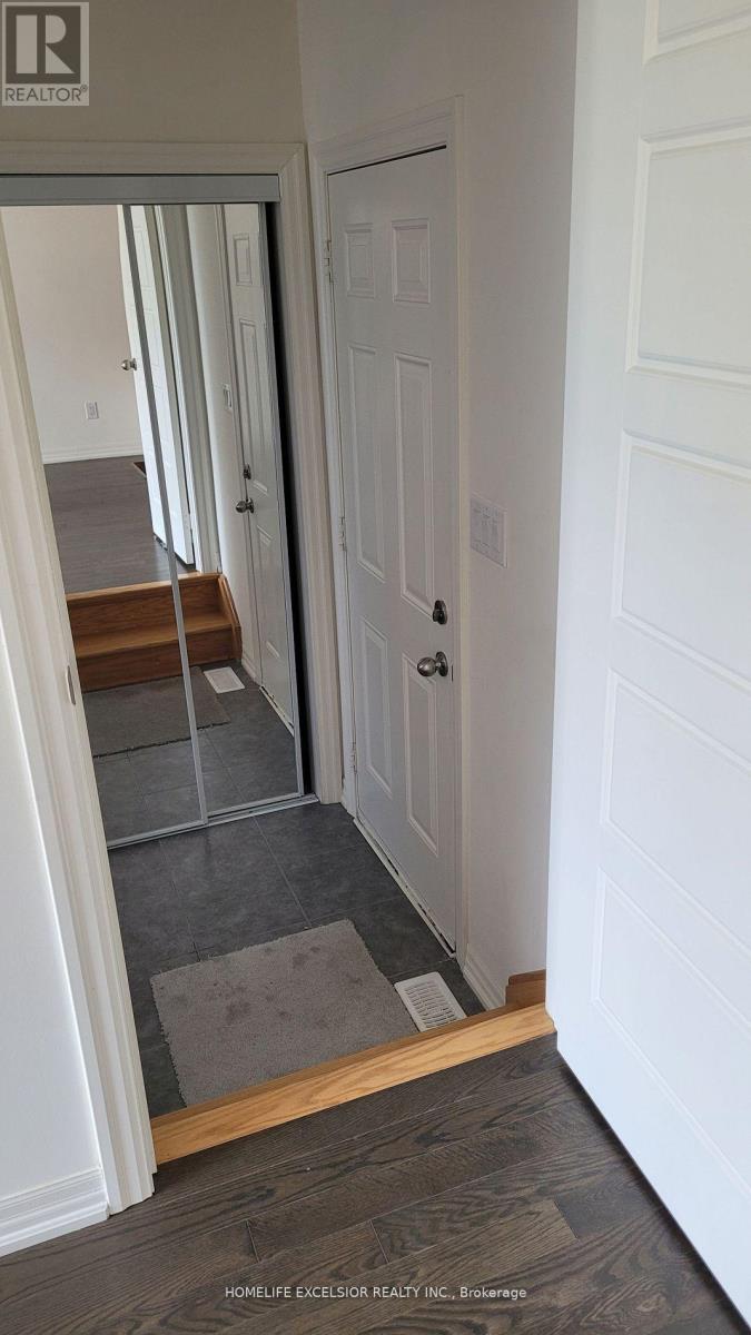 192 Tango Crescent, Newmarket, Ontario  L3X 0K4 - Photo 13 - N12636242