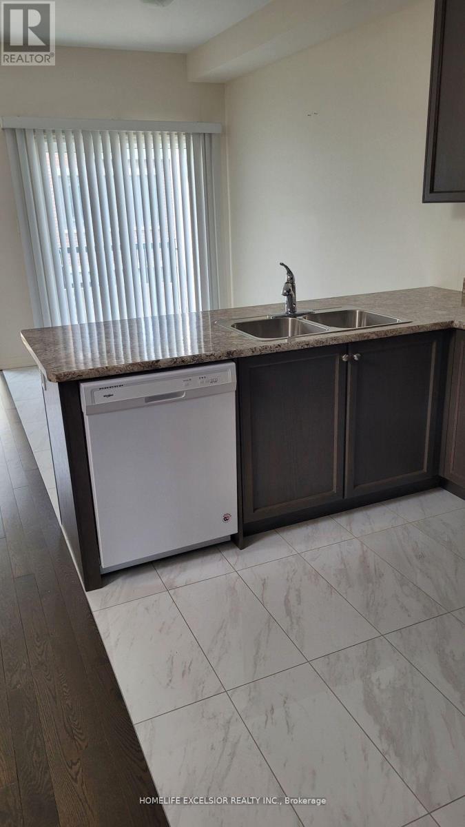 192 Tango Crescent, Newmarket, Ontario  L3X 0K4 - Photo 18 - N12636242