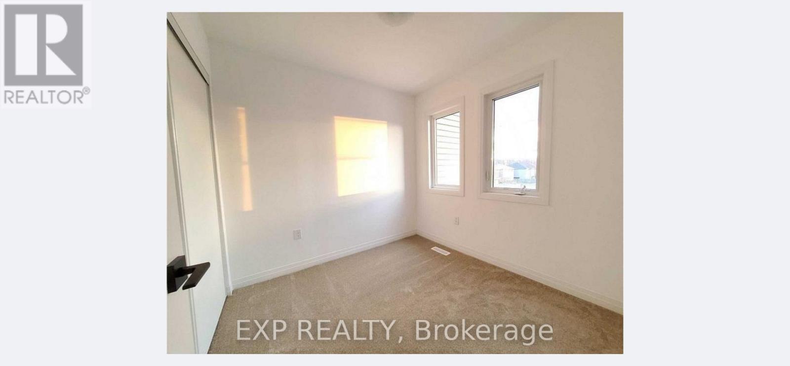 19 Fairlane Avenue, Barrie (Painswick South), Ontario  L9J 0N1 - Photo 15 - S12636274