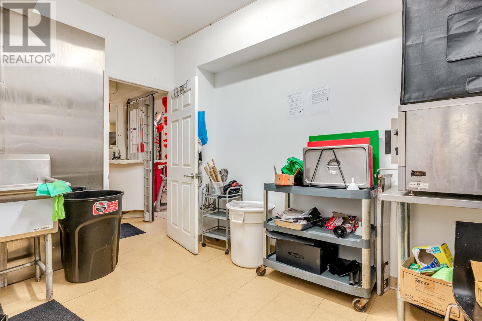 103 5460 Spring Garden Road Unit 103, Halifax Peninsula, Nova Scotia B3J 3M7 - Photo 12 - 202528754