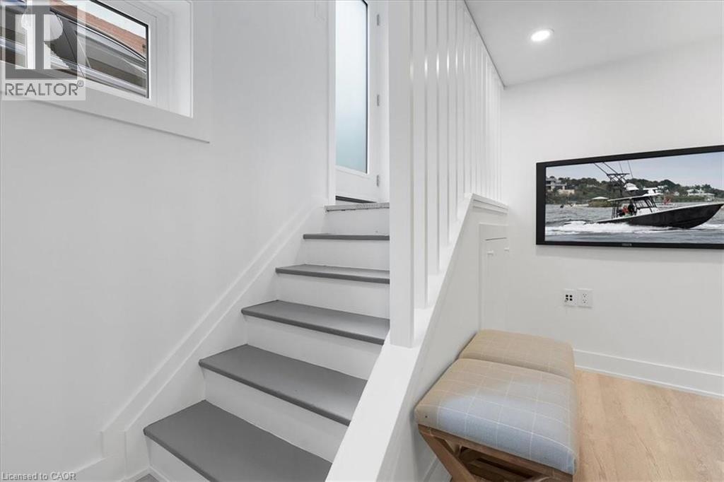 94 West 32nd Street, Hamilton, Ontario  L9C 5G9 - Photo 21 - 40742498