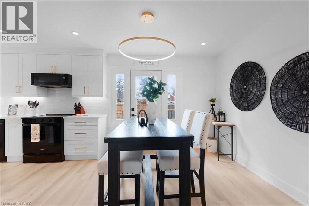 94 West 32nd Street, Hamilton, Ontario  L9C 5G9 - Photo 11 - 40742787