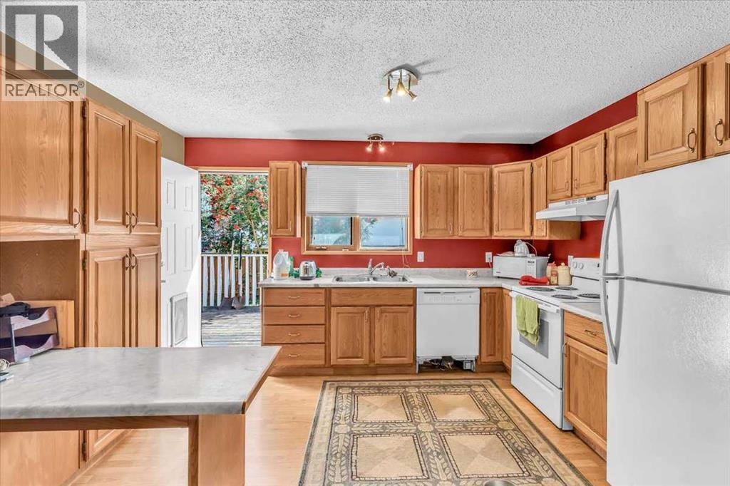 201 4 Avenue Se, High River, Alberta  T1V 1G8 - Photo 7 - A2257605