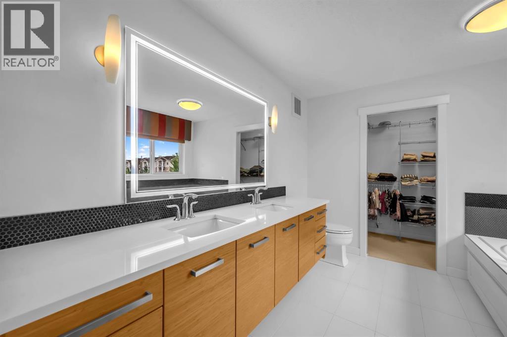 233 Cranarch Common Se, Calgary, Alberta T3M 1M3 - Photo 18 - A2261633