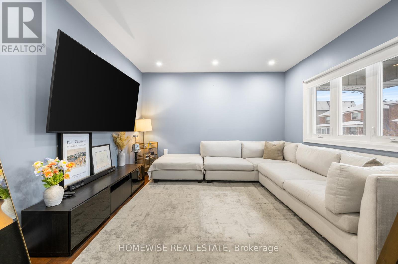 Main - 236 Belgravia Avenue, Toronto, Ontario  M6E 2M8 - Photo 10 - W12636220