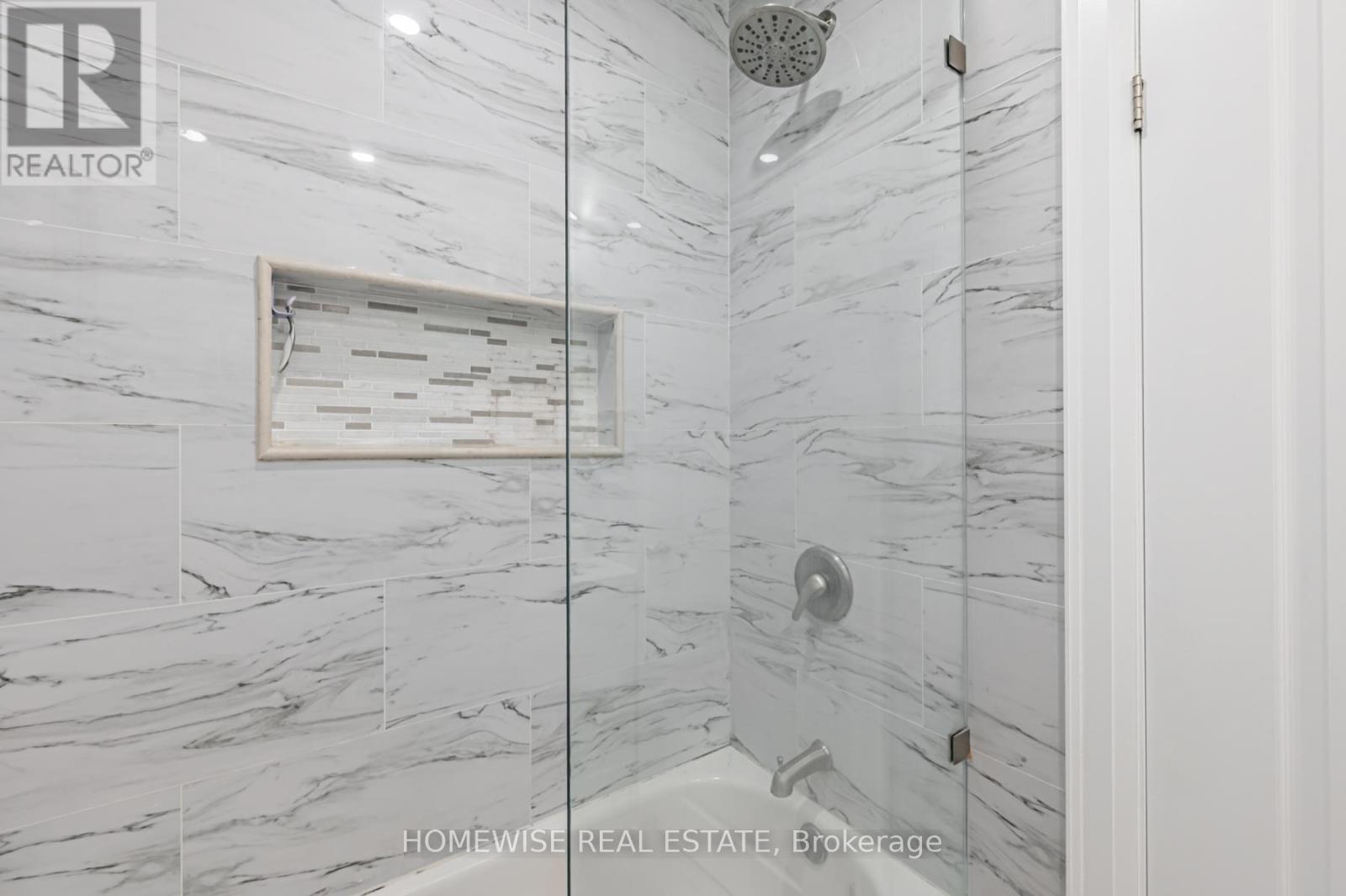 Main - 236 Belgravia Avenue, Toronto, Ontario  M6E 2M8 - Photo 16 - W12636220