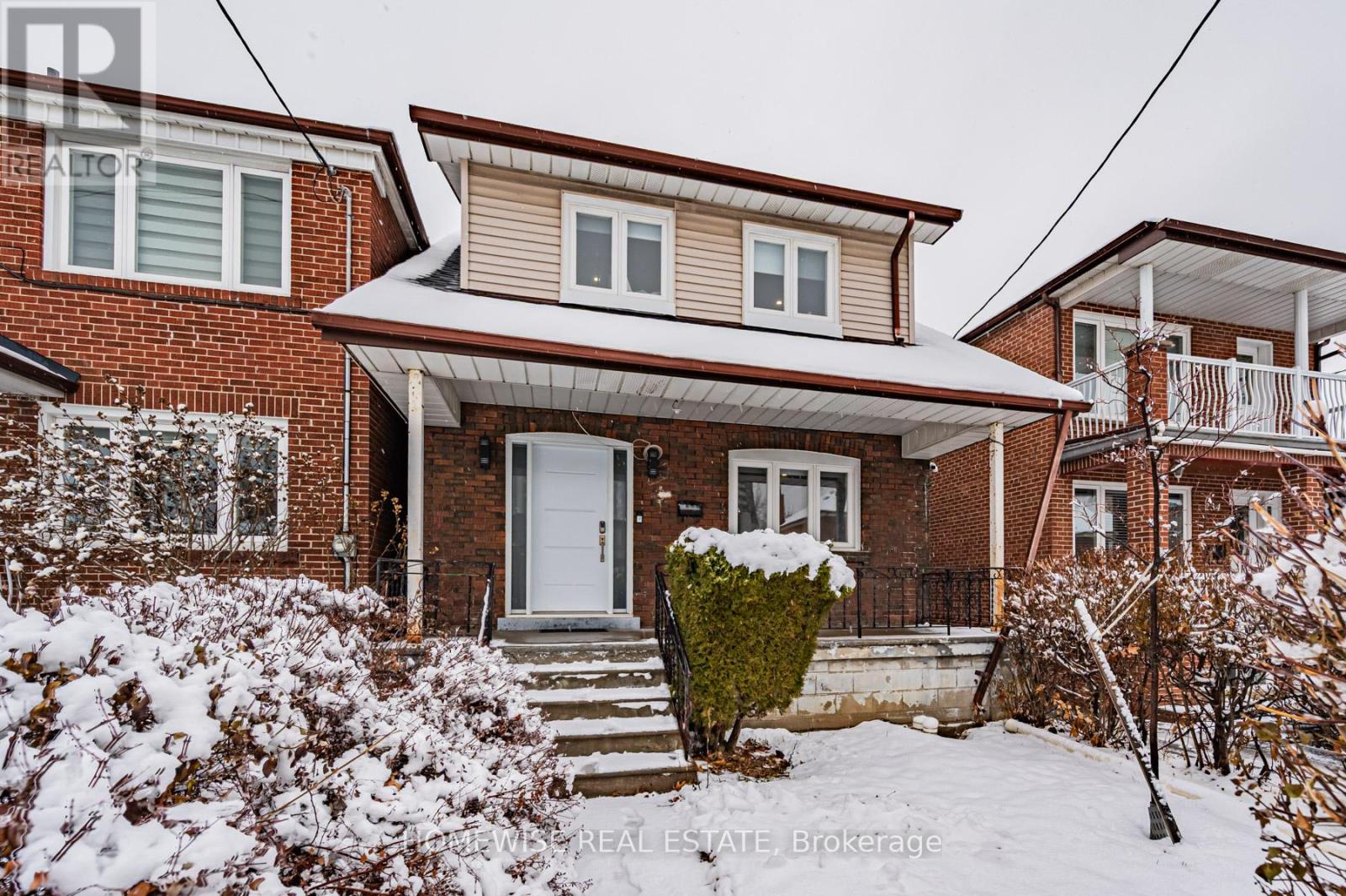 Main - 236 Belgravia Avenue, Toronto, Ontario  M6E 2M8 - Photo 18 - W12636220