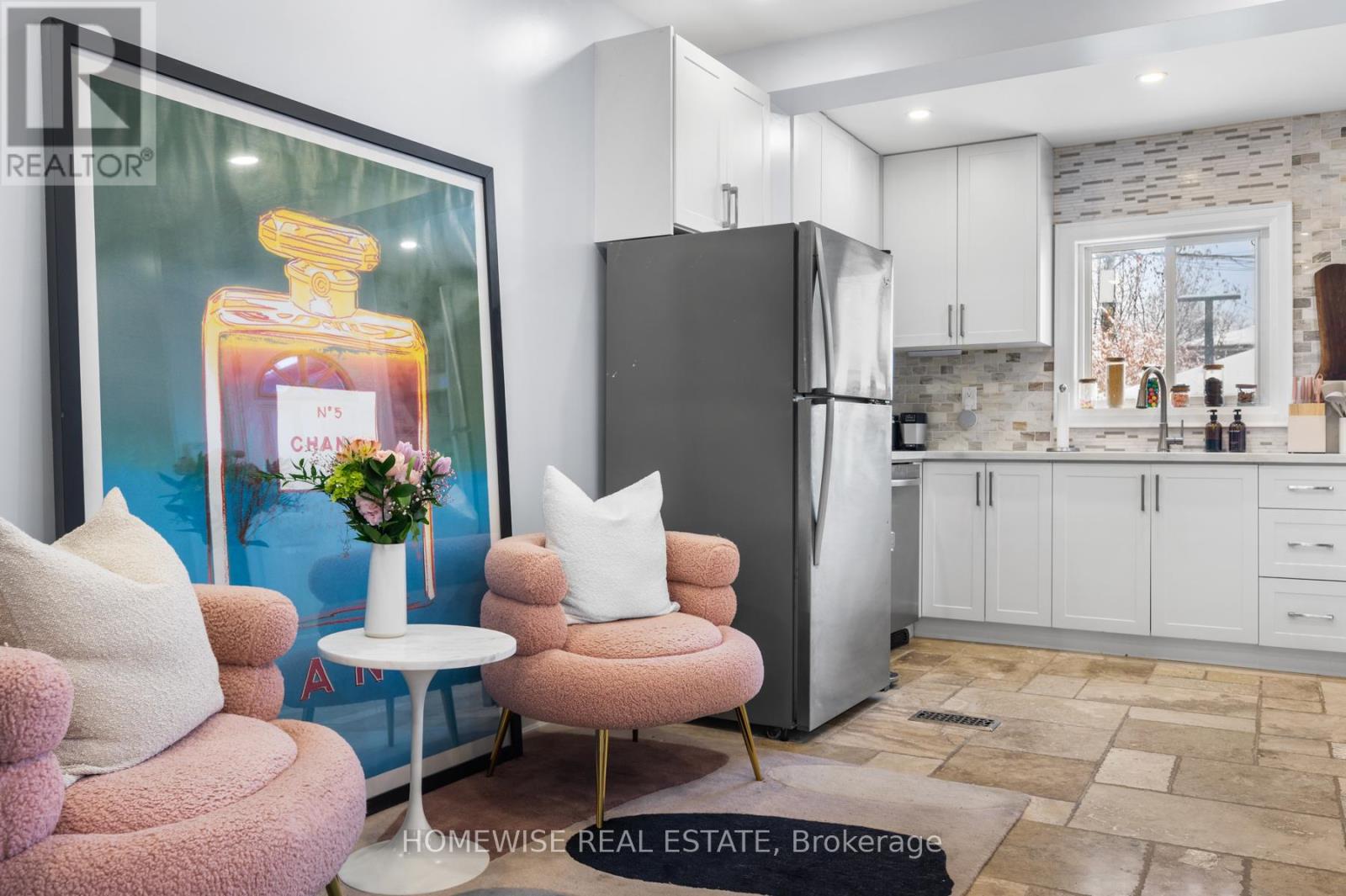 Main - 236 Belgravia Avenue, Toronto, Ontario  M6E 2M8 - Photo 3 - W12636220