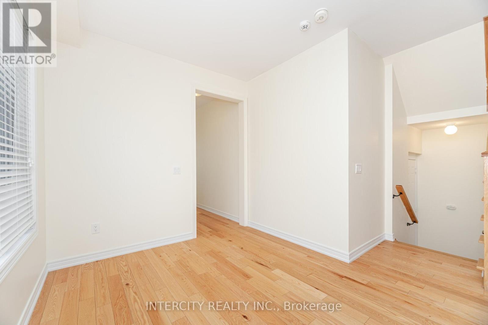 48 Fresnel Road, Brampton, Ontario  L7A 4Z3 - Photo 11 - W12636236