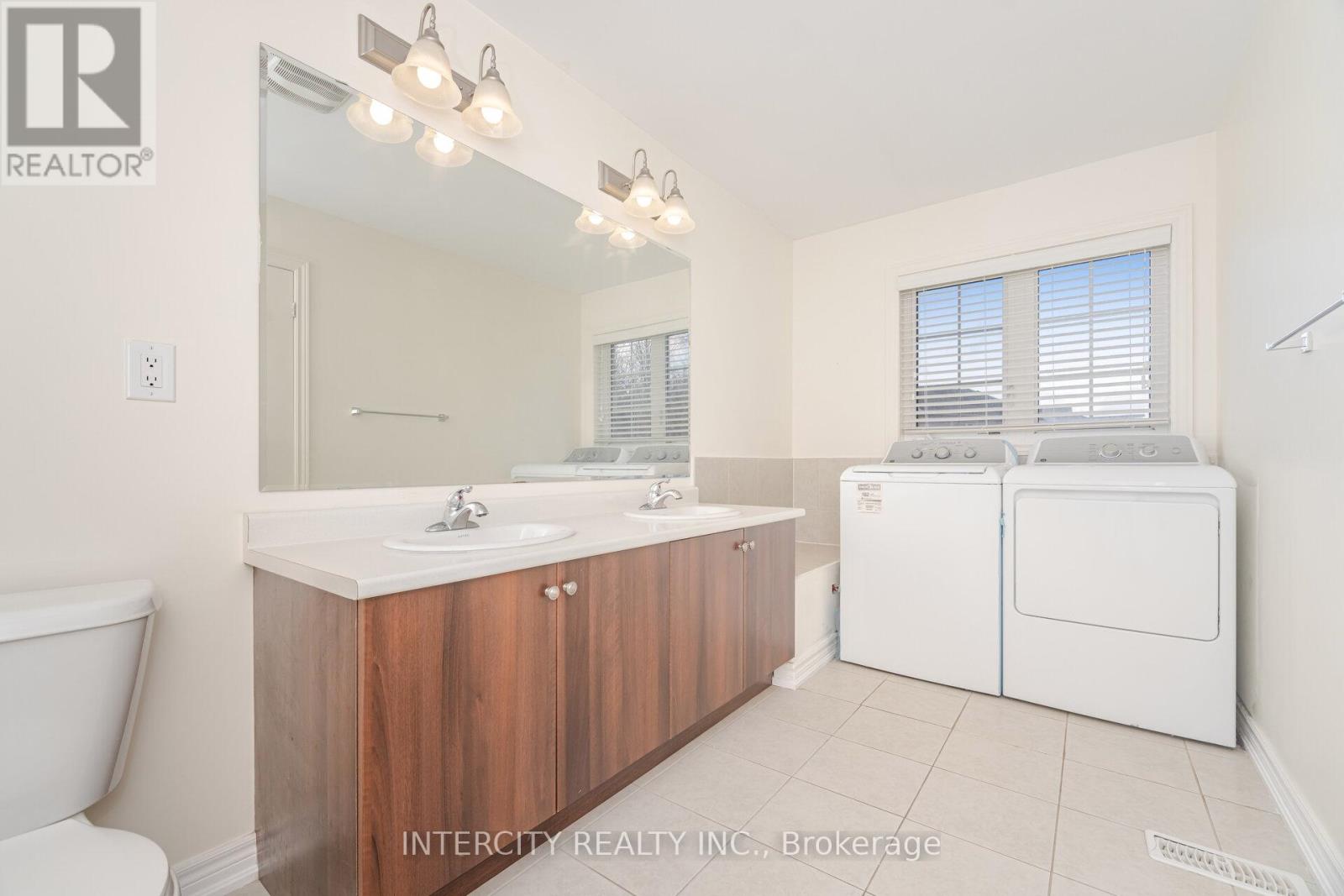 48 Fresnel Road, Brampton, Ontario  L7A 4Z3 - Photo 31 - W12636236