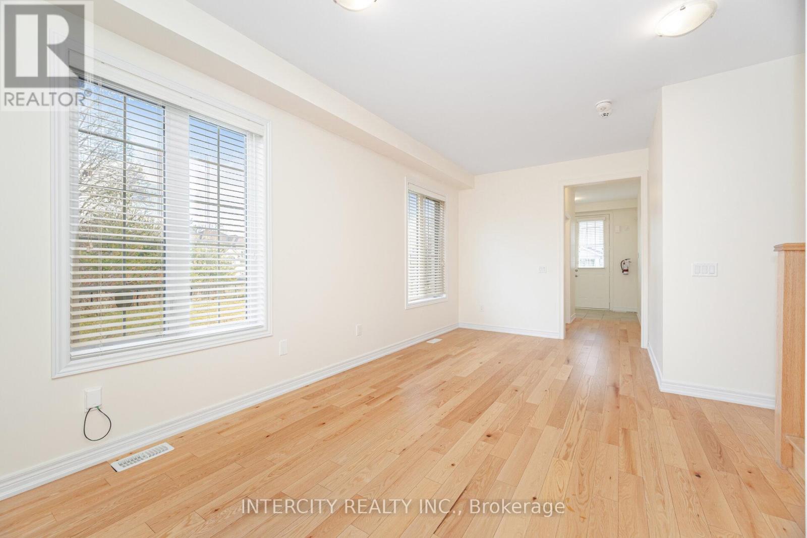 48 Fresnel Road, Brampton, Ontario  L7A 4Z3 - Photo 9 - W12636236