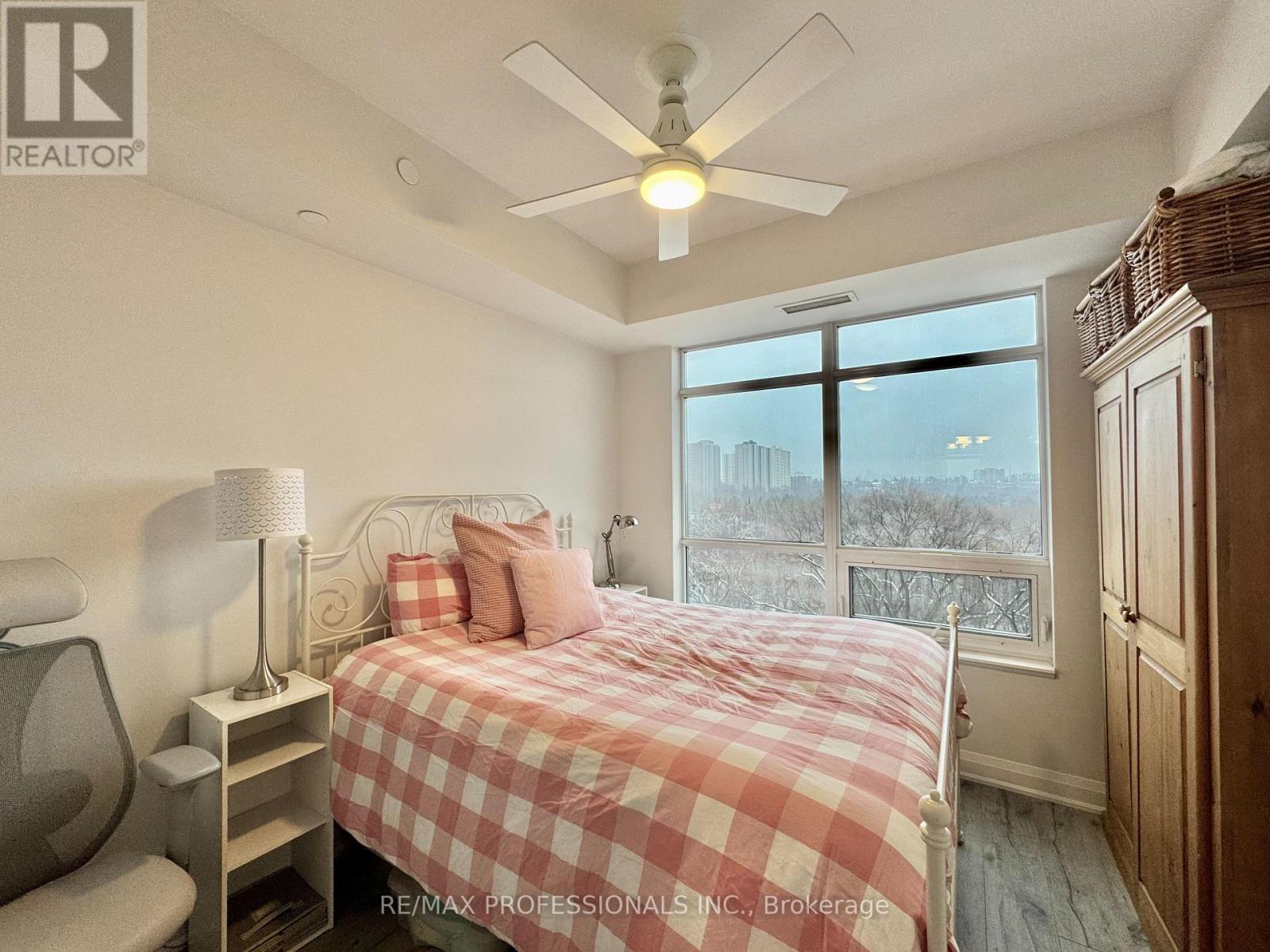 506 - 35 Fontenay Court, Toronto, Ontario  M9A 0E2 - Photo 11 - W12636296