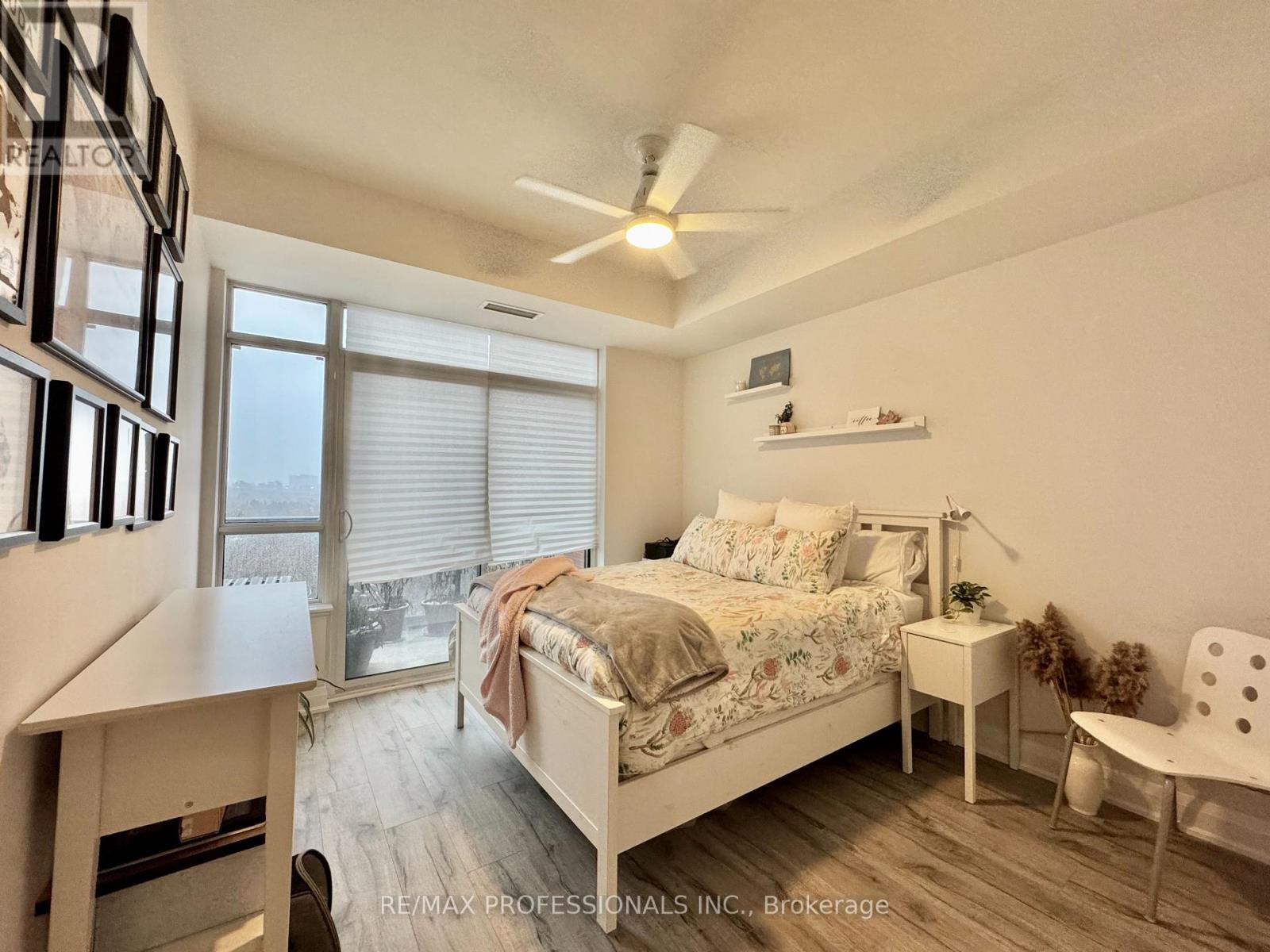 506 - 35 Fontenay Court, Toronto, Ontario  M9A 0E2 - Photo 7 - W12636296