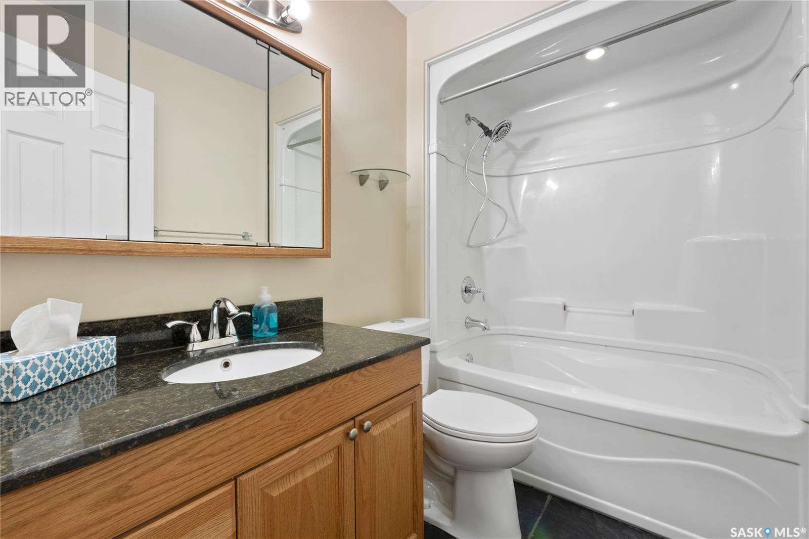 1535 2nd Avenue N, Saskatoon, Saskatchewan  S7K 2E9 - Photo 12 - SK025687