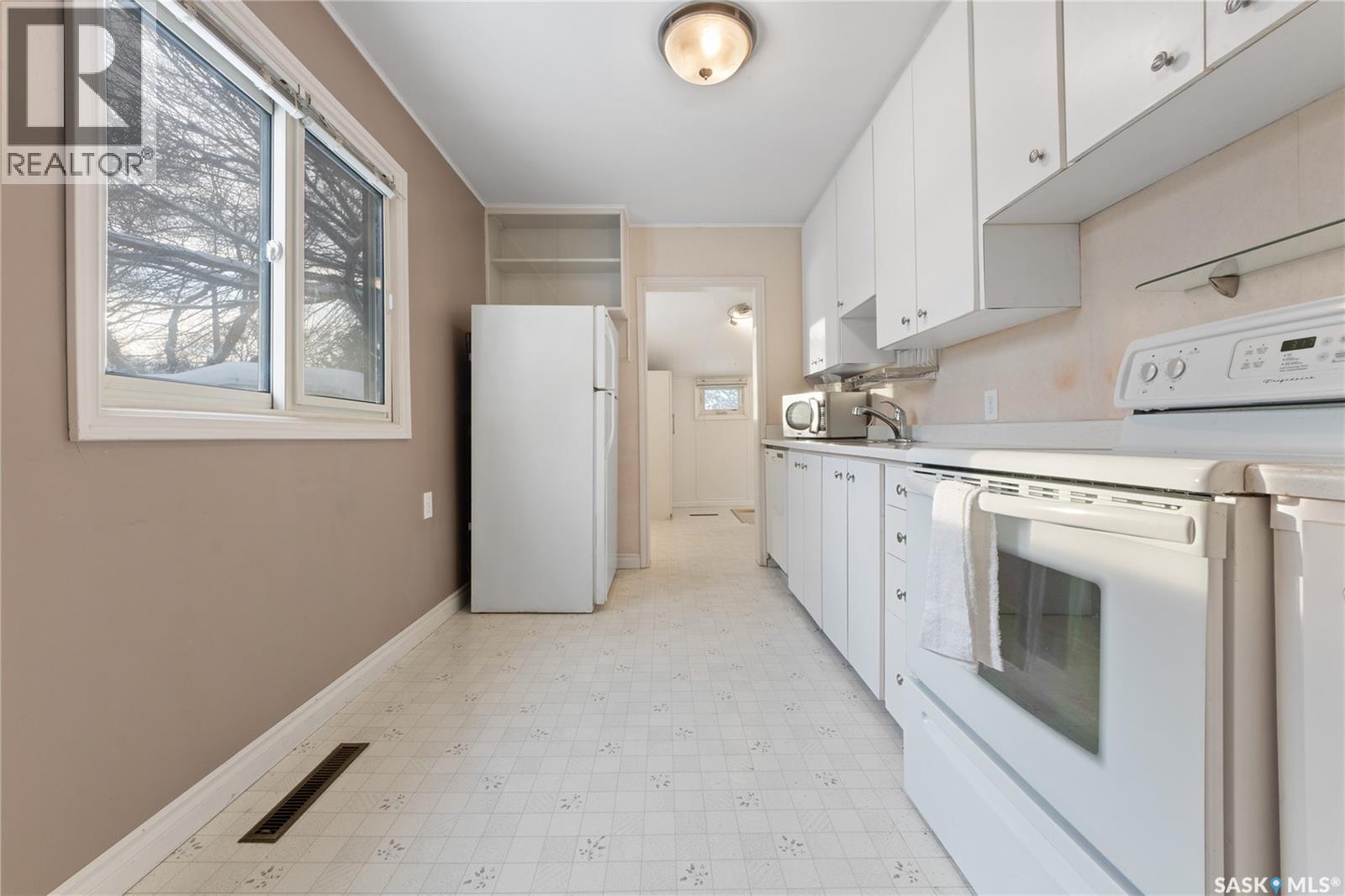 1535 2nd Avenue N, Saskatoon, Saskatchewan  S7K 2E9 - Photo 9 - SK025687