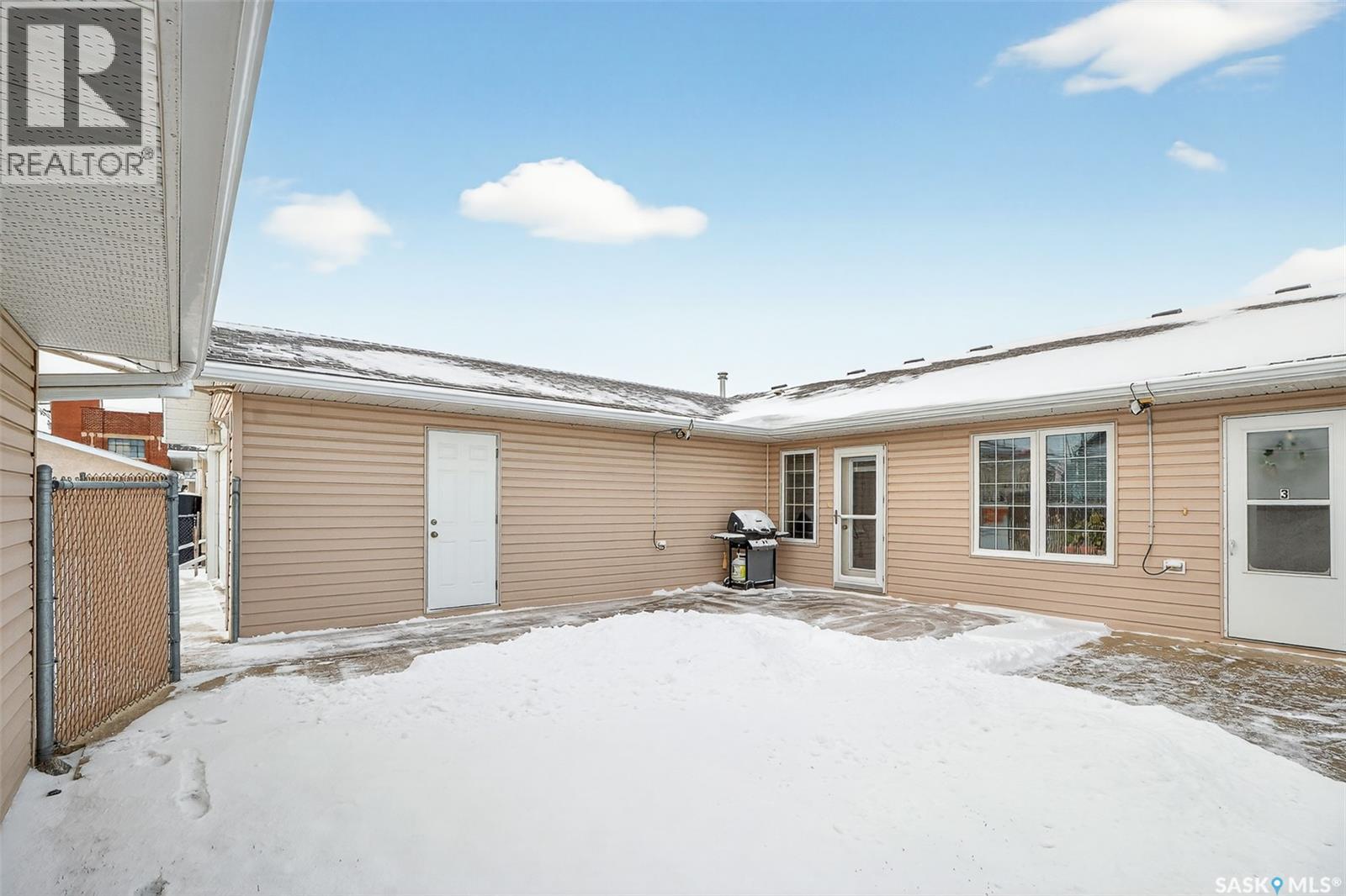 4 257 Fairford Street W, Moose Jaw, Saskatchewan  S6H 1V5 - Photo 35 - SK025632